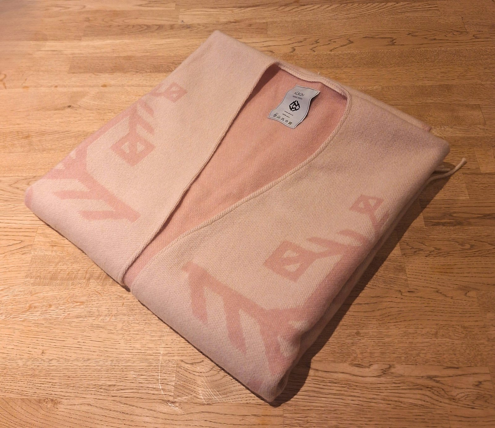 f65d9eaf a6c5 43bf b9e4 949f8fb6e7f3 f65d9eaf a6c5 43bf b9e4 949f8fb6e7f3